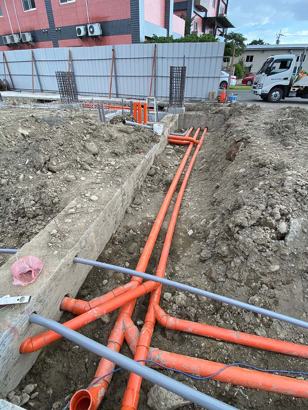 信大國際多媒體股份有限公司-廠房、倉庫及員工宿舍增建工程